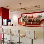 Prestige Hotel 4*