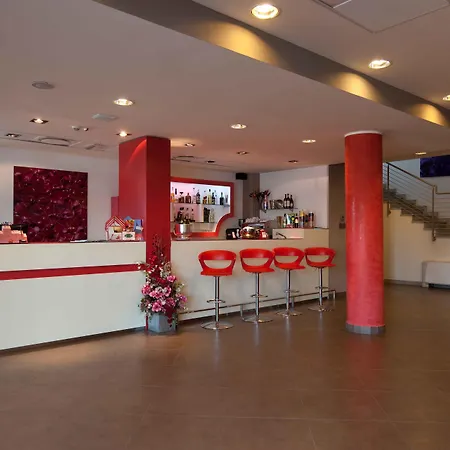 Hotel Prestige