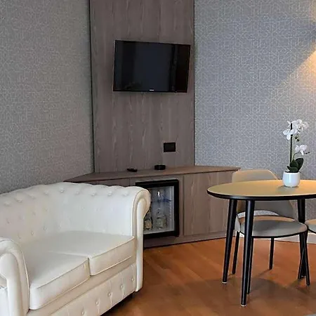 Prestige Hotel