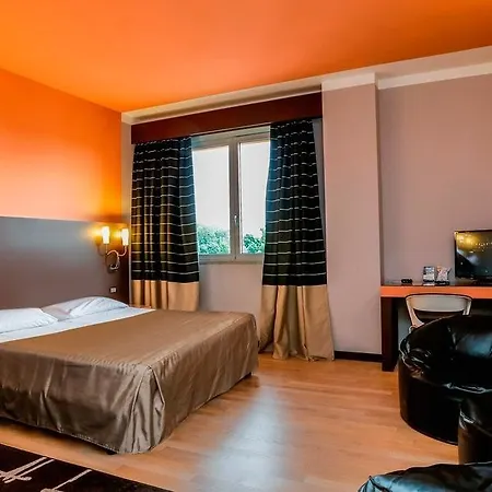 Hotel Prestige 4*